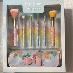 Care Bears Dreamland Brush Set - Pink, Blue, Yellow